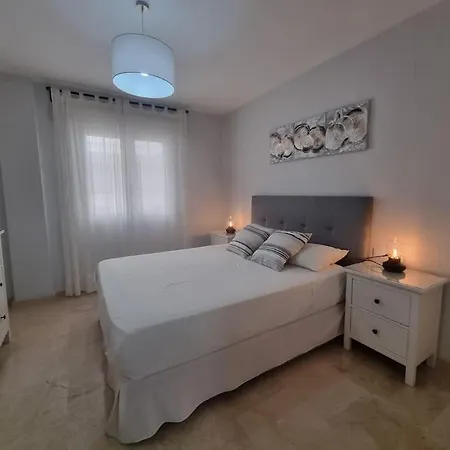 Centro Y Playa 토레몰리노스
