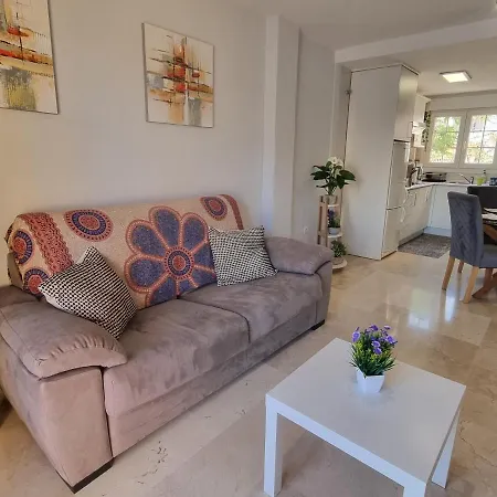 Centro Y Playa 公寓 *